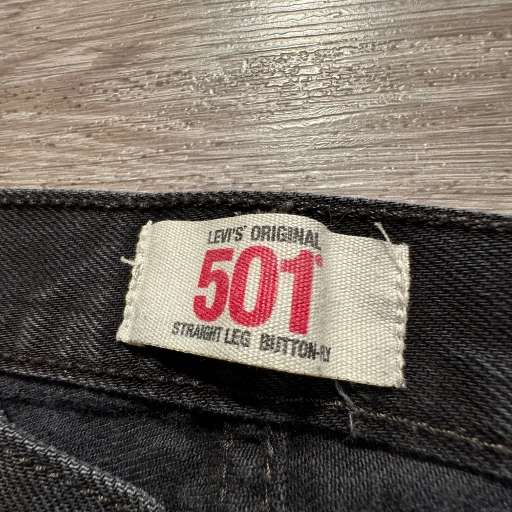 Levis 501 Jeans Mens 34 Black Denim Cotton Straight Leg Button Fly Classic 33x28